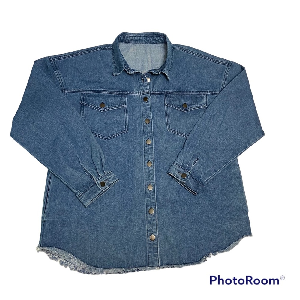 Denim Shacket Womens Button Front Raw Hem with side slip pockets - Size XXL